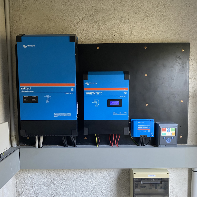 AISLADA de 10KW CON 16KWH DE ACUMULACIÓN